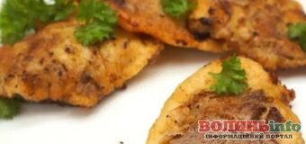 Куряча печінка у часниковому клярі: соковитий бюджетний рецепт на сковороді