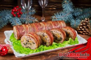 Соковитий курячий рулет на Новий рік із секретним інгредієнтом: святковий рецепт