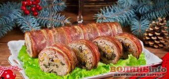 Соковитий курячий рулет на Новий рік із секретним інгредієнтом: святковий рецепт