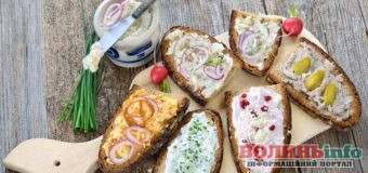 Пікантна домашня намазка для сніданку: проста альтернатива вершковому сиру