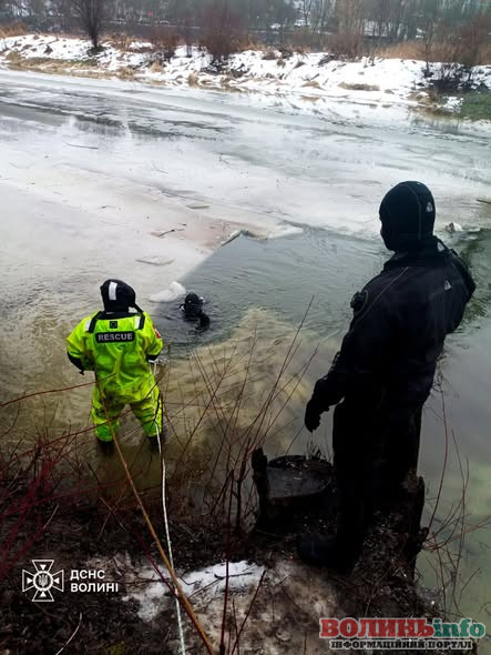 50-річний чоловік зник на Стиру: волинські рятувальники закликають не виходити на лід