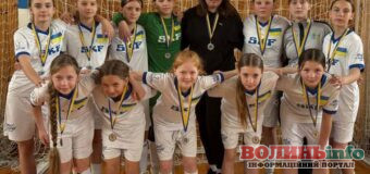 Юні футболістки з Маневич вибороли срібло чемпіонату України з футзалу